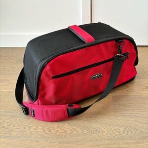 Sleepypod air Red Dog Carrier